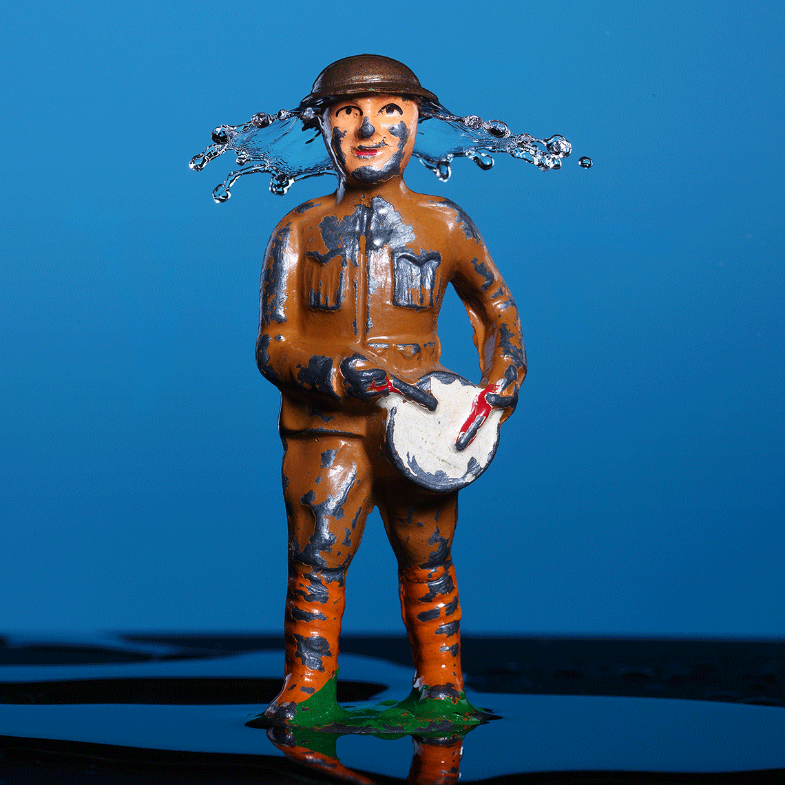 Wet Toy Soldier — Animated Splash Photography